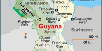 Kat jeyografik nan Giyàn ki montre chenn mòn yo